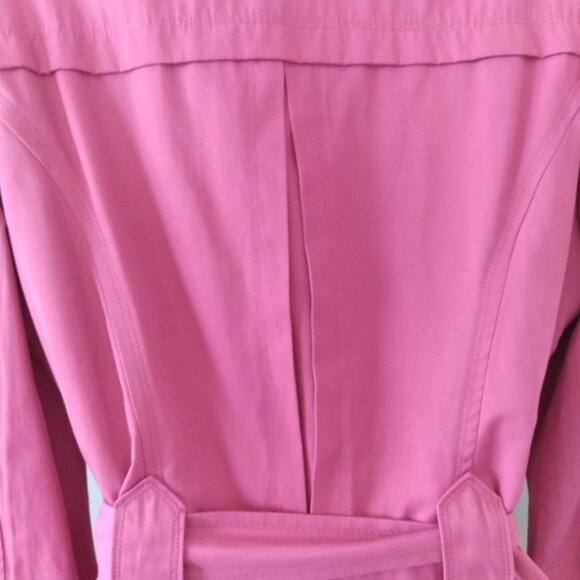 Awesome Pink Short Trench Coat by GUESS - Picture 2 of 8